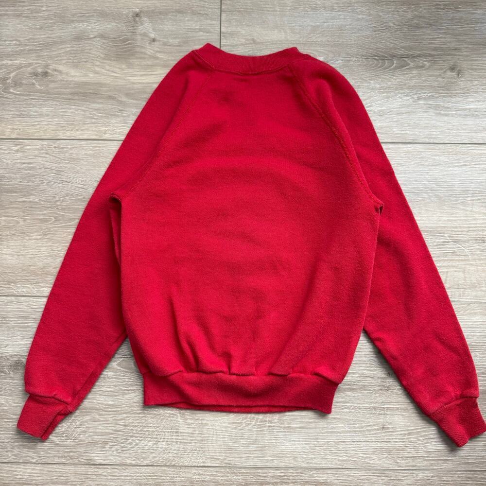 Vintage Kids University of Wisconsin red crewneck sweatshirt size medium 10/12 - Picture 5 of 8